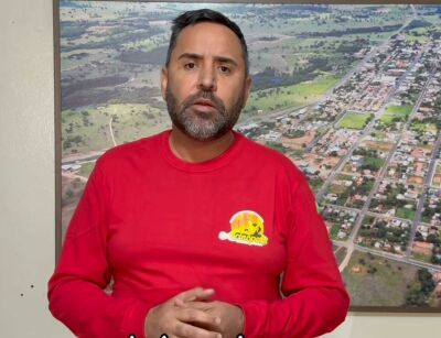 Imagem da notícia Prefeito de Alcinópolis agradece todos envolvidos no combate ao fogo e mesmo após chuva, focos de incêndio continuam